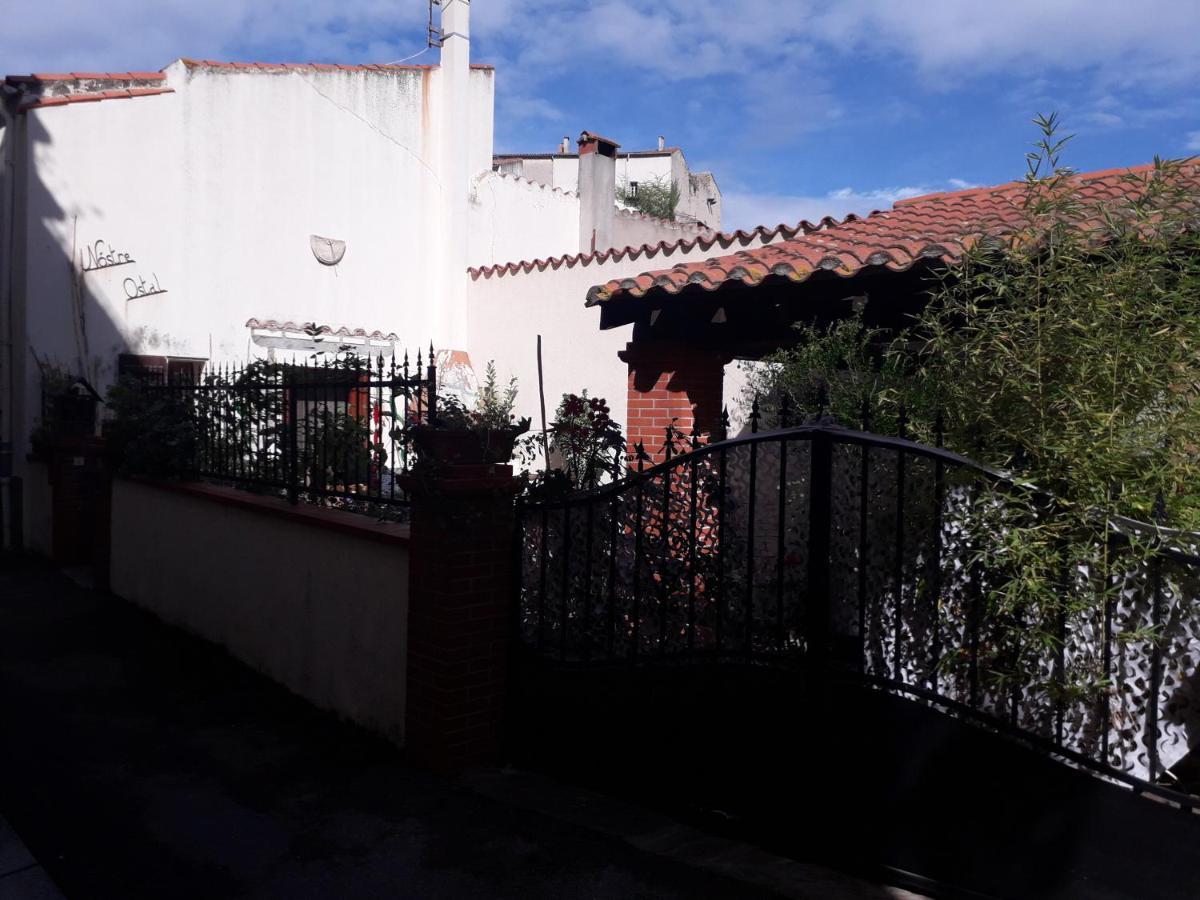 Chambres d hôtes familiales Chez Mémé Germaine Caramany Exterior foto